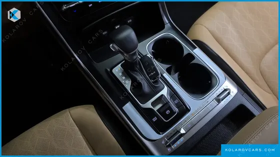 KIA CARNIVAL DIESEL 9-SEATER PRESTIGE