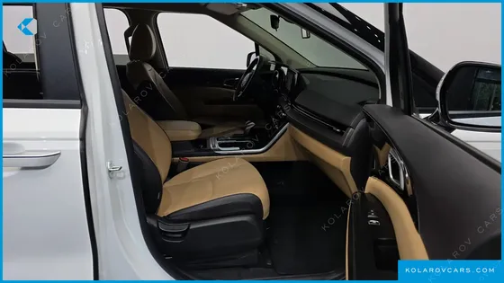 KIA CARNIVAL DIESEL 9-SEATER PRESTIGE