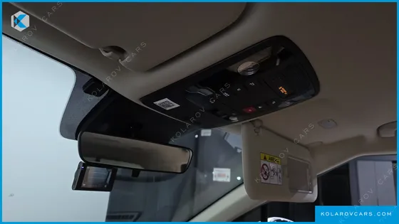 KIA CARNIVAL DIESEL 9-SEATER PRESTIGE