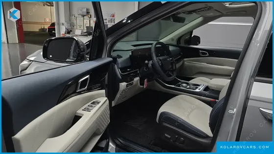 KIA CARNIVAL HEV 9 SEATER X LINE
