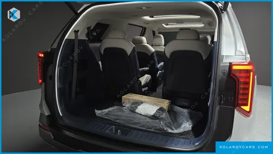 KIA CARNIVAL HEV 9 SEATER X LINE