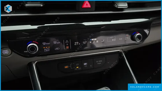 KIA CARNIVAL HEV 9 SEATER X LINE