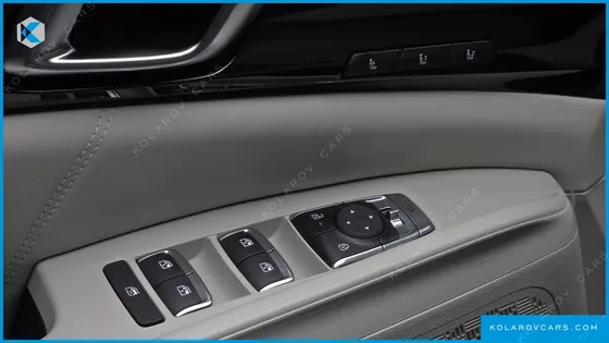 KIA CARNIVAL HEV 9 SEATER X LINE