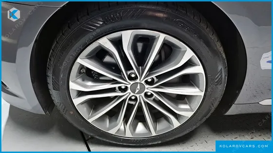 HYUNDAI GENESIS G330 MODERN AWD