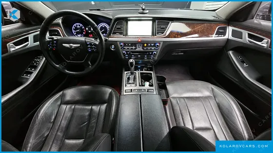 HYUNDAI GENESIS G330 MODERN AWD