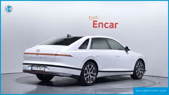 HYUNDAI GRANDEUR 2,5 GASOLINE 2WD