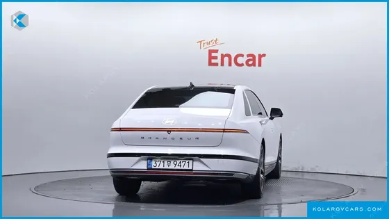 HYUNDAI GRANDEUR 2,5 GASOLINE 2WD