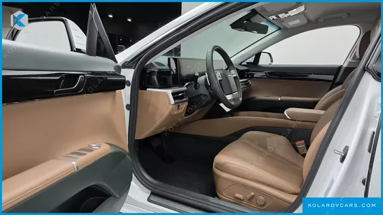 HYUNDAI GRANDEUR 2,5 GASOLINE 2WD
