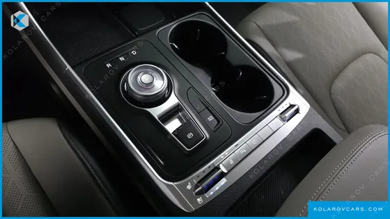 KIA CARNIVAL GASOLINE 9-SEATER PRESTIGE
