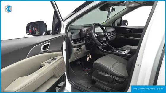 KIA CARNIVAL GASOLINE 9-SEATER PRESTIGE