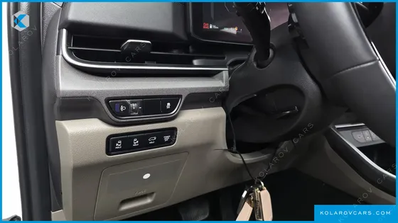 KIA CARNIVAL GASOLINE 9-SEATER PRESTIGE