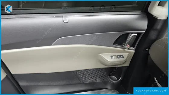 KIA CARNIVAL GASOLINE 7-SEATER NOBLESSE