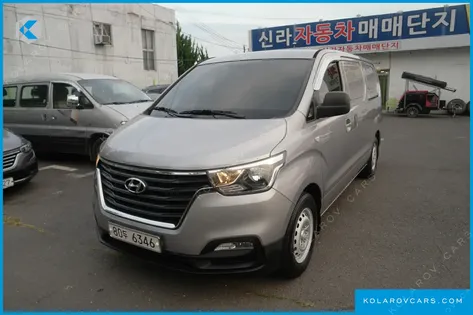 HYUNDAI STAREX VAN 3-SEATER