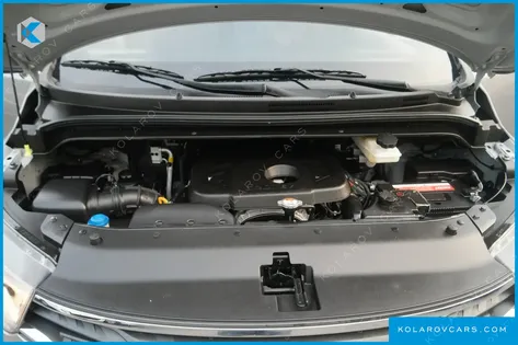 HYUNDAI STAREX VAN 3-SEATER