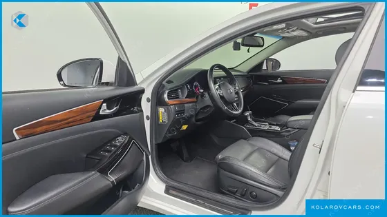 KIA K7 3.0 LPI LUXURY (RENTAL CAR)