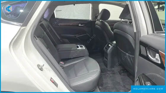 KIA K7 3.0 LPI LUXURY (RENTAL CAR)