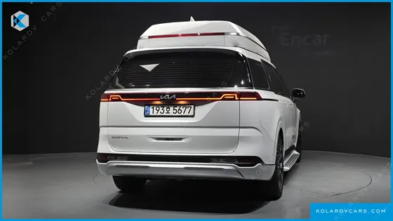KIA CARNIVAL GASOLINE 9-SEATER HI-LIMOUSINE