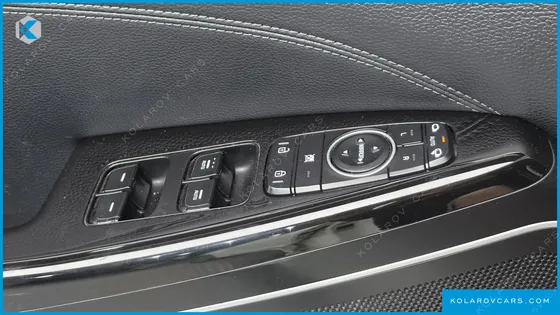 KIA K7 3.0 LPI LUXURY (RENTAL CAR)
