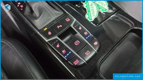 KIA K7 3.0 LPI LUXURY (RENTAL CAR)