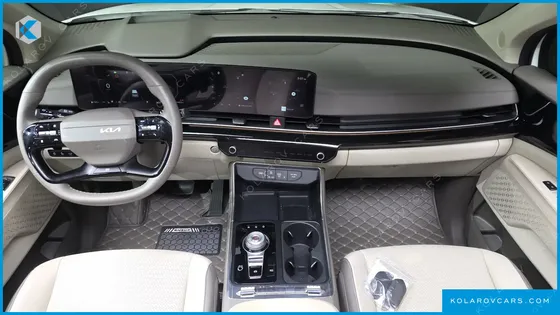 KIA CARNIVAL DIESEL 7-SEATER GRAVITY