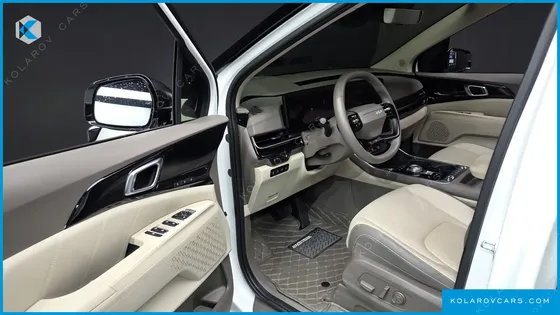 KIA CARNIVAL DIESEL 7-SEATER GRAVITY