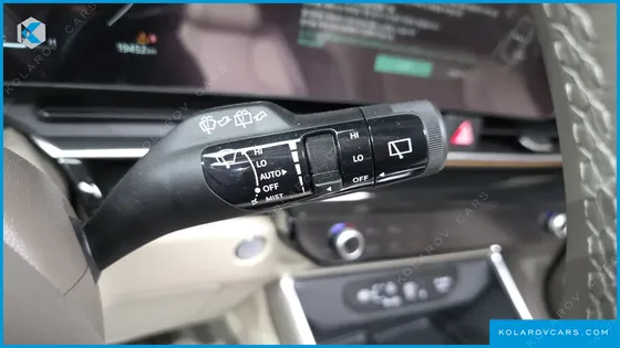 KIA CARNIVAL DIESEL 7-SEATER GRAVITY