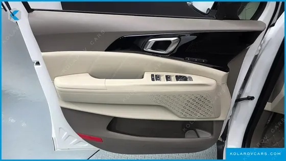 KIA CARNIVAL DIESEL 7-SEATER GRAVITY