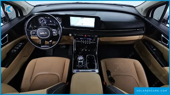 KIA CARNIVAL DIESEL 7-SEATER SIGNATURE