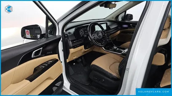 KIA CARNIVAL DIESEL 7-SEATER SIGNATURE
