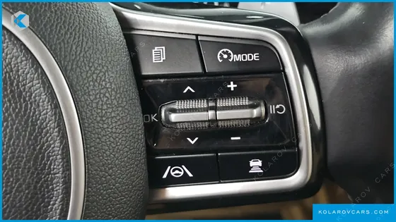 KIA CARNIVAL DIESEL 7-SEATER SIGNATURE