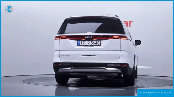 KIA CARNIVAL DIESEL 7-SEATER SIGNATURE