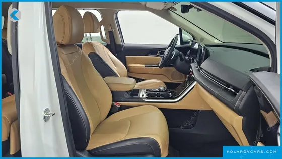 KIA CARNIVAL DIESEL 7-SEATER SIGNATURE