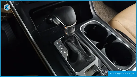 KIA CARNIVAL DIESEL 9-SEATER PRESTIGE