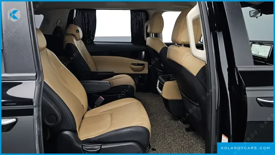 KIA CARNIVAL DIESEL 9-SEATER PRESTIGE