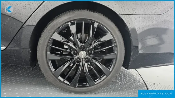 HYUNDAI GENESIS G330 PREMIUM AWD