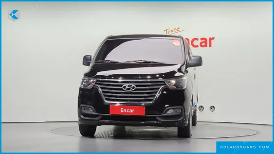 HYUNDAI STAREX VAN 5-SEATER