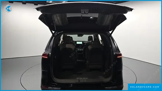 KIA CARNIVAL GASOLINE 9-SEATER HI-LIMOUSINE