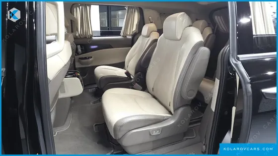 KIA CARNIVAL GASOLINE 9-SEATER HI-LIMOUSINE