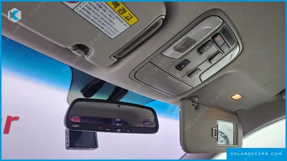 KIA CARNIVAL 9-SEATER PRESTIGE