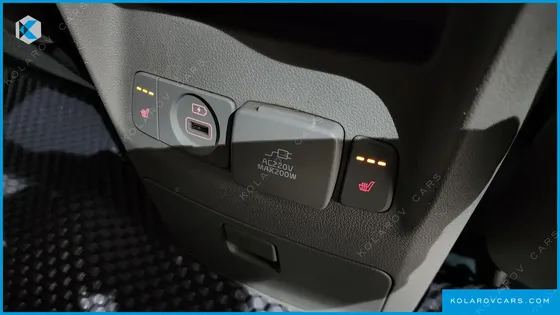 KIA CARNIVAL 9-SEATER PRESTIGE