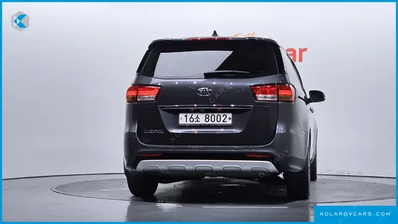 KIA CARNIVAL 9-SEATER PRESTIGE