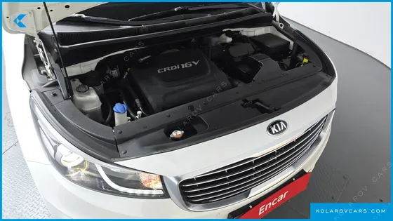 KIA CARNIVAL 9-SEATER PRESTIGE