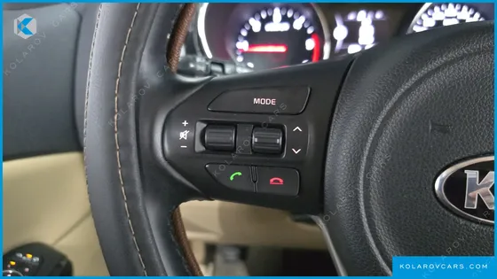 KIA CARNIVAL 9-SEATER PRESTIGE