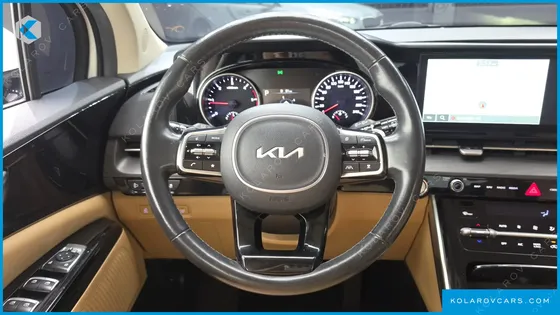 KIA CARNIVAL DIESEL 9-SEATER NOBLESSE