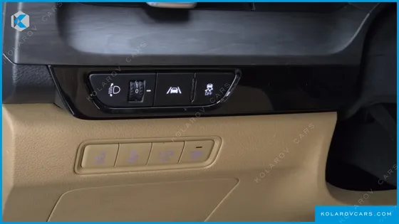KIA CARNIVAL DIESEL 9-SEATER NOBLESSE