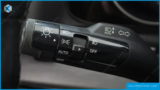 KIA CARNIVAL DIESEL 9-SEATER NOBLESSE