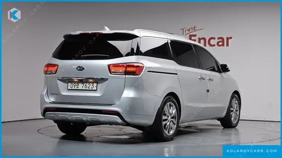 KIA CARNIVAL 9-SEATER NOBLESSE SPECIAL