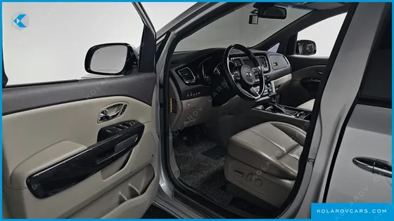 KIA CARNIVAL 9-SEATER NOBLESSE SPECIAL
