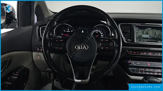 KIA CARNIVAL 9-SEATER NOBLESSE SPECIAL