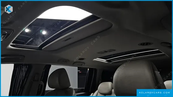 KIA CARNIVAL 9-SEATER NOBLESSE SPECIAL